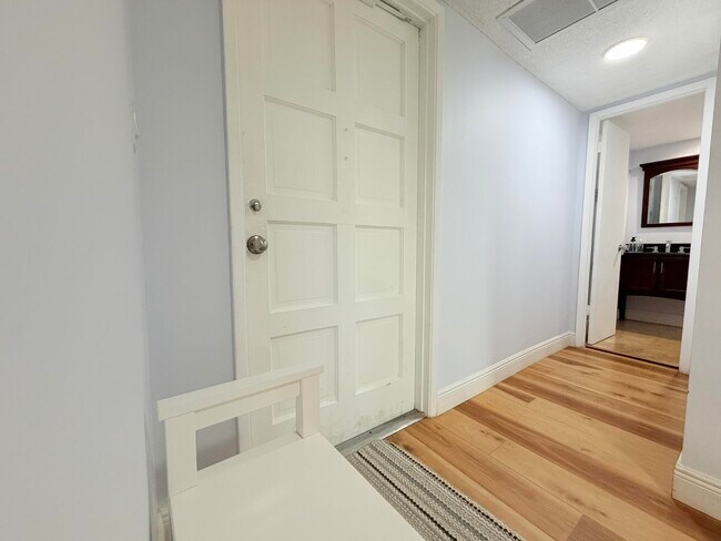 Building Photo - 3001 S Course Dr