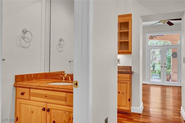 Building Photo - 9005 Opus Dr