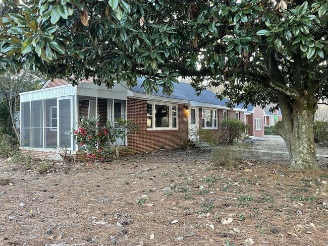 Building Photo - 1512 Rose St