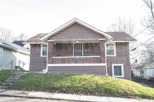 Primary Photo - 1521 N Tacoma Ave