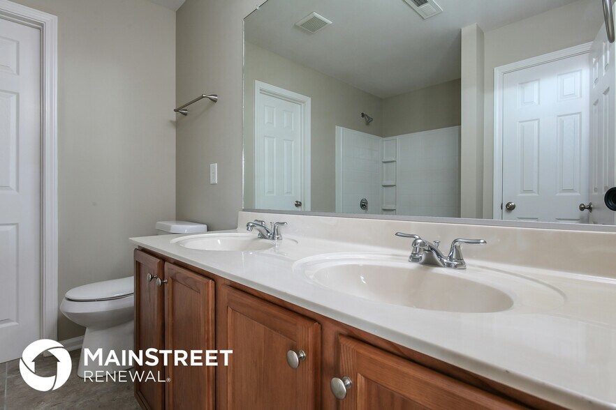 Building Photo - 795 Bitting Hall Cir