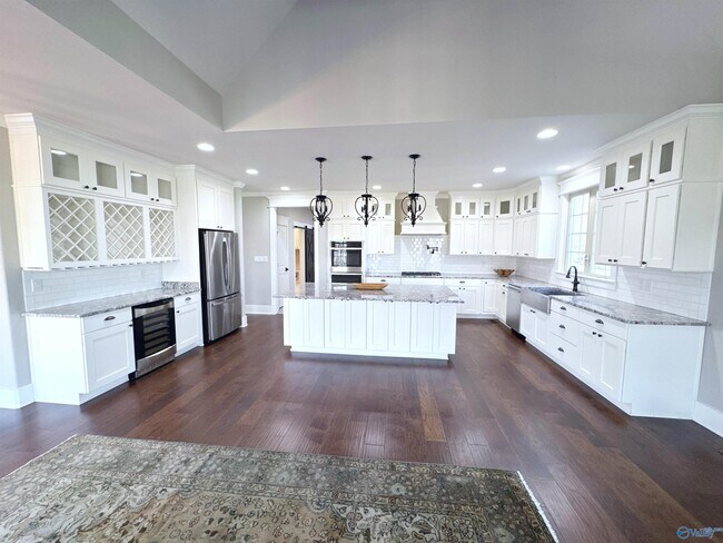 Building Photo - 1 Sylvias Wy