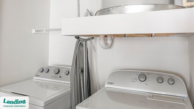 Building Photo - 560 Jack Clift Blvd