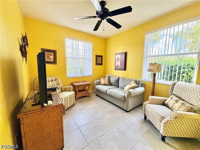 Building Photo - 4009 Palm Tree Blvd
