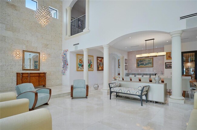 Building Photo - 3747 Prairie Ave