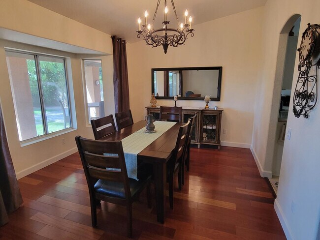 Building Photo - 3361 E Sequoia Dr