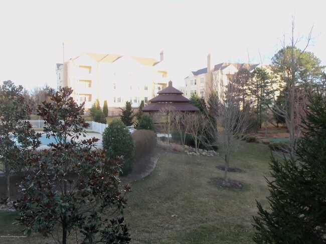 Building Photo - 1031 Oval Rd