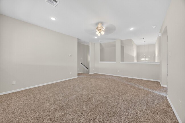 Building Photo - 11022 Honeysuckle Haven Dr