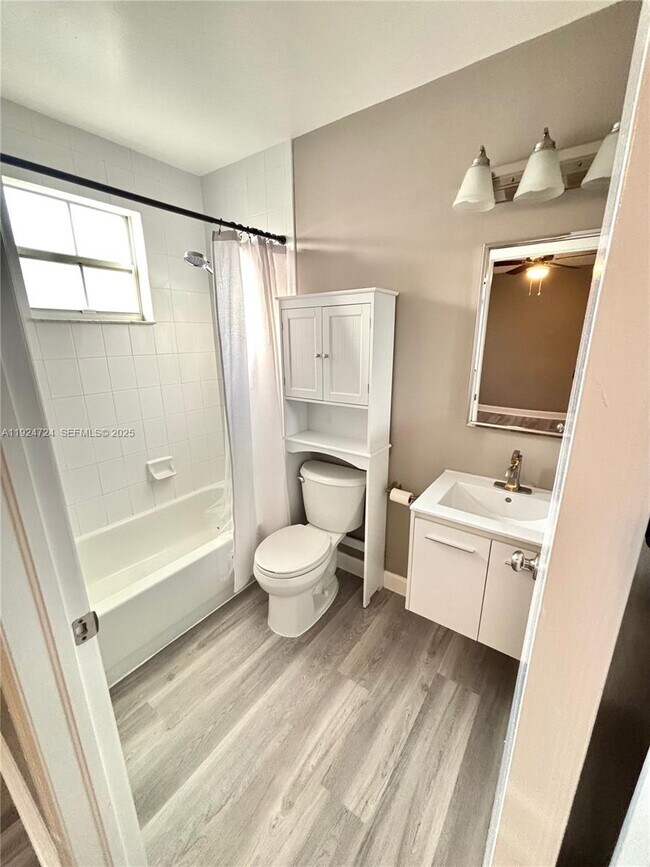 Building Photo - 6965 NW 173rd Dr