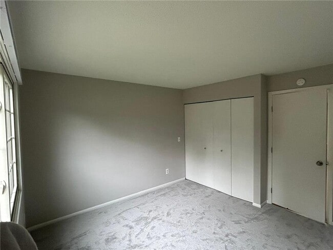 Building Photo - 15105 Lesley Ln
