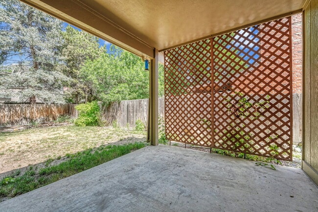 Building Photo - $3,600.00 - 4 Bedroom, 3.5 Bathroom, Singl...