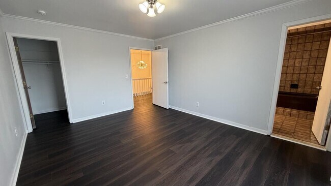 Building Photo - 36868 Melbourne Dr