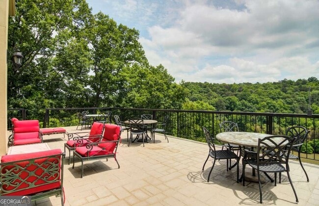 Building Photo - 2383 Akers Mill Rd