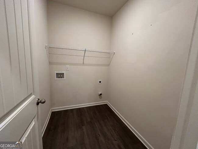 Building Photo - 850 Starbuck Parkway