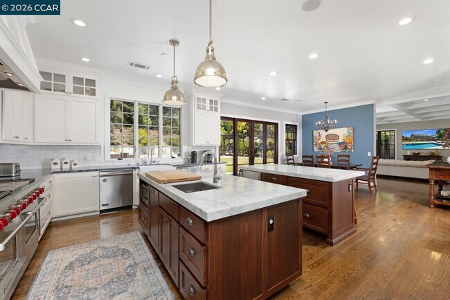 Building Photo - 3898 Happy Valley Rd