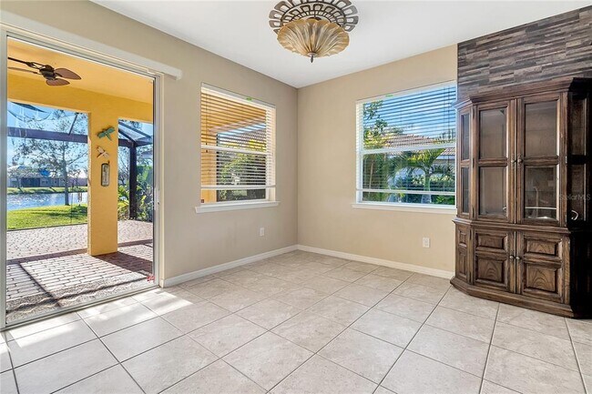 Building Photo - 6289 Falcon Lair Dr