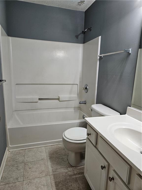 Building Photo - 4209 Royal Regency Cir