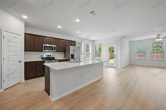 Building Photo - 502 Trailhead Ln