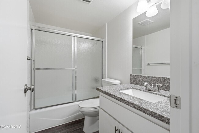 Building Photo - 5036 W Ave L8