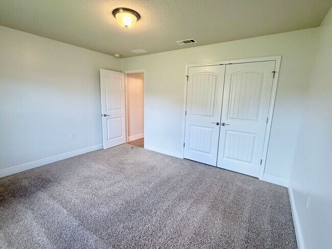 Building Photo - 4599 Belvedere Circle