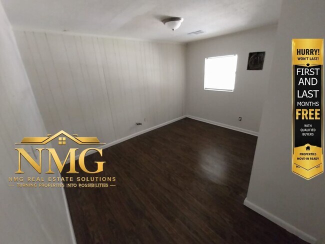 Building Photo - 1069 Brookley St