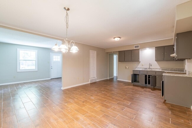 Building Photo - 3308 Spring Valley Cove