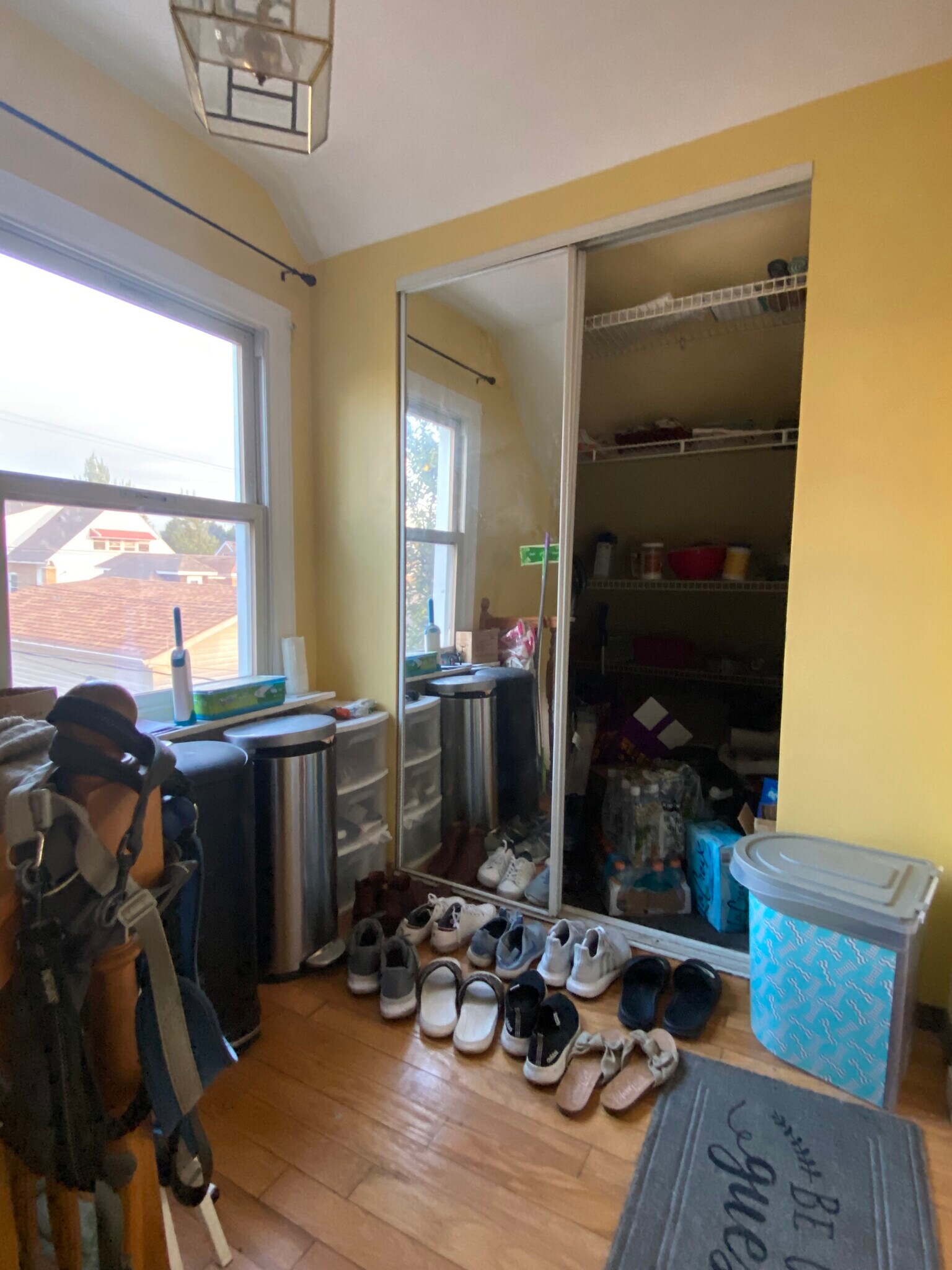 Building Photo - 3719 N Newcastle Ave