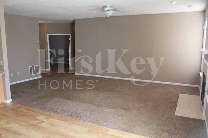 Building Photo - 10 S Burkhart Dr