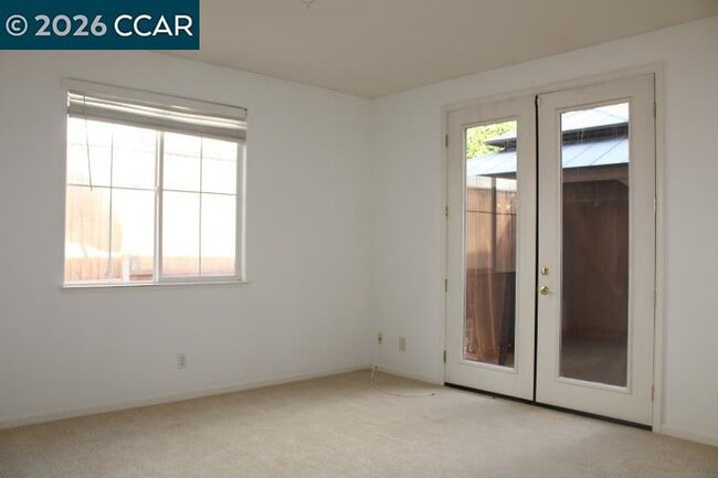 Building Photo - 524 Rosewood Ln