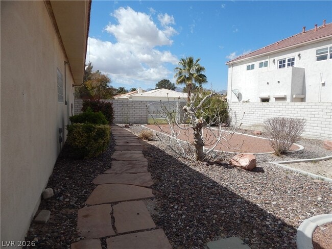 Building Photo - 1320 Crystal Valley Dr
