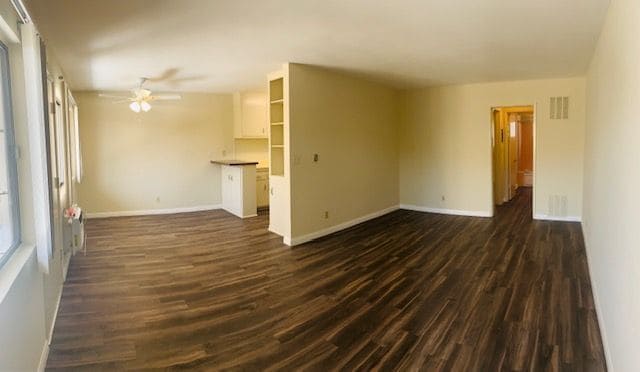 Building Photo - 6701 Wilkinson Ave