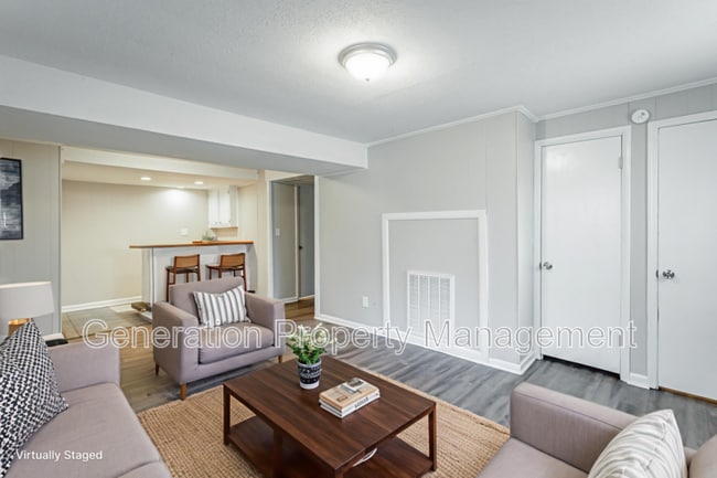 Building Photo - 5221 Old Trail