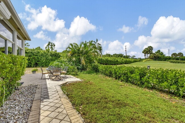 Building Photo - 10891 Fairmont Village Dr