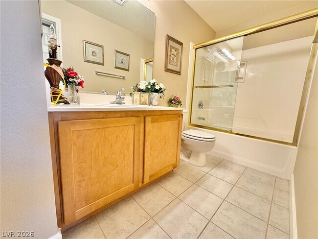 Building Photo - 55 E Agate Ave