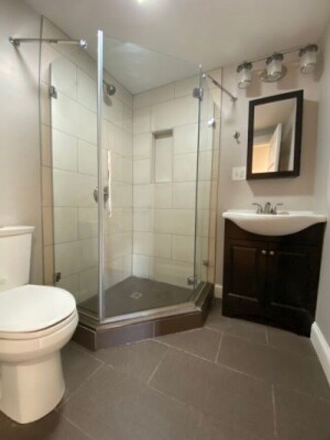 Building Photo - 4 Bed 2 Bath - East Cambridge - 9/1