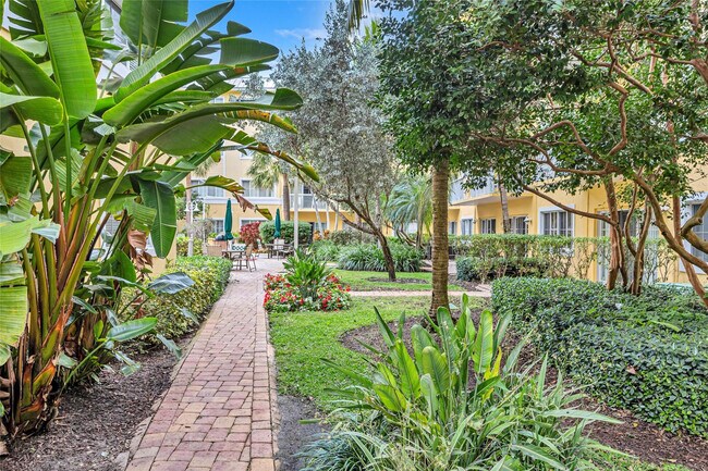 Building Photo - 1515 E Broward Blvd