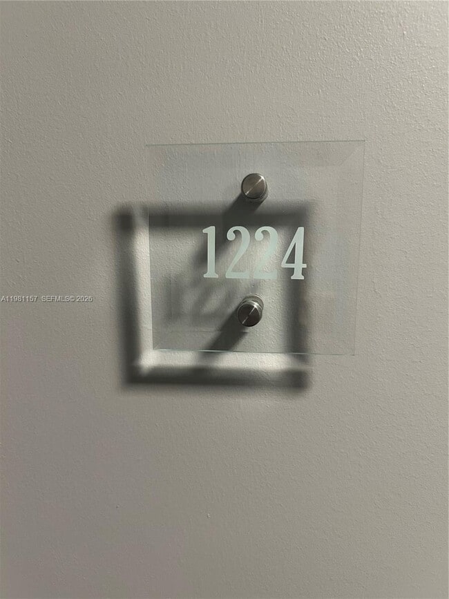 Building Photo - 20301 W Country Club Dr