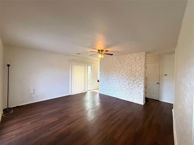 Building Photo - 4407 E Stassney Ln