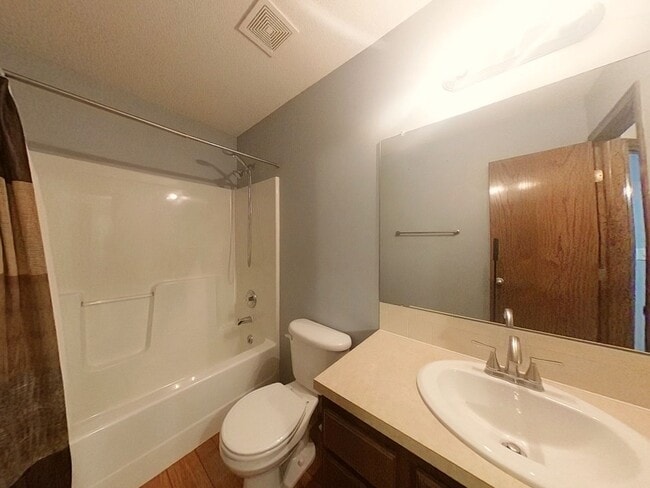 Building Photo - 4 Bedroom Wichita House - Maize School Dis...