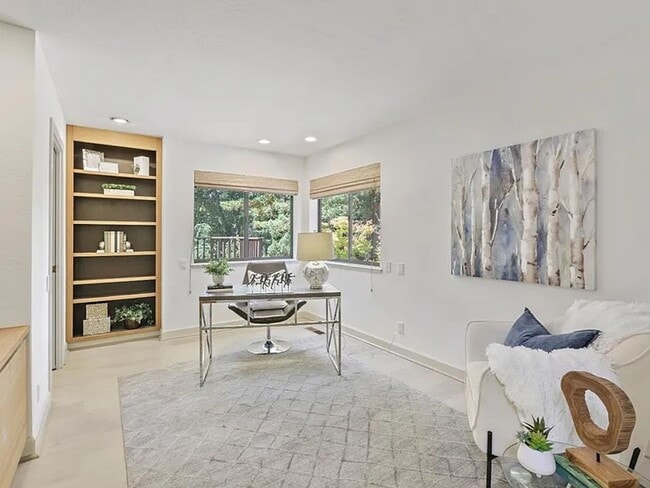 Building Photo - BRIGHT & AIRY HOME IN EXCLUSIVE ENCLAVE SPRAWLING, PRIVATE CULDESAC PROPERTY