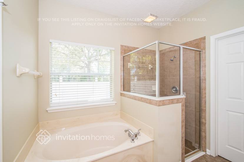 Building Photo - 6205 Whitsbury Ct