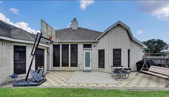 Building Photo - 9903 Edgewood Manor Ct