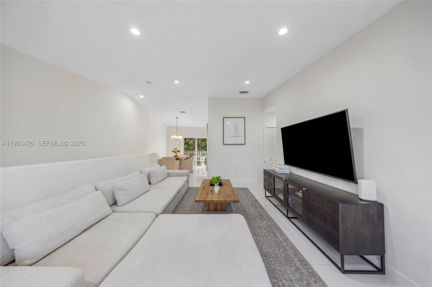 Building Photo - 7271 NW 174th Ter