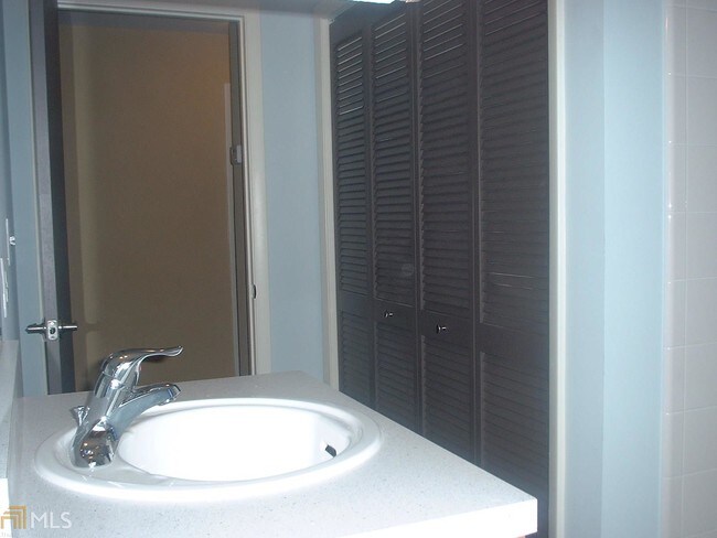 Building Photo - 3046 Briarcliff Rd NE