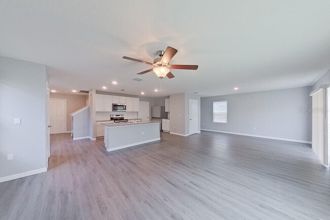 Building Photo - 8716 SW 44th Ct