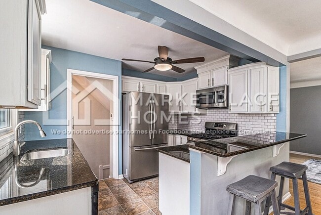 Building Photo - 612 S Dorchester Ave