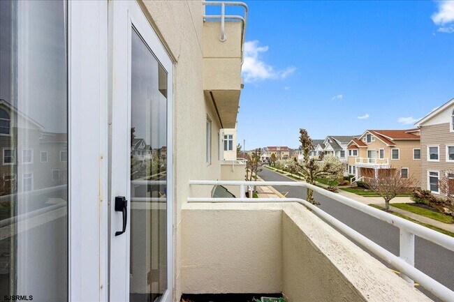 Building Photo - 7701 Atlantic Ave