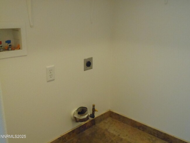 Building Photo - 2729 Elizabeth Pkwy