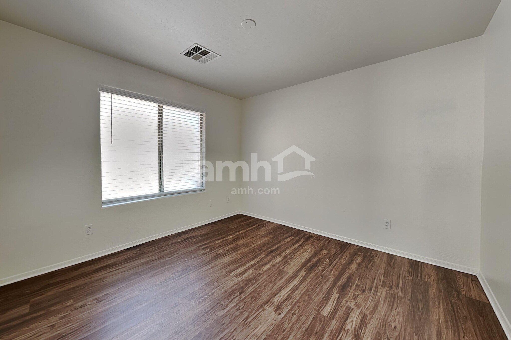 Building Photo - 25850 W Crown King Rd