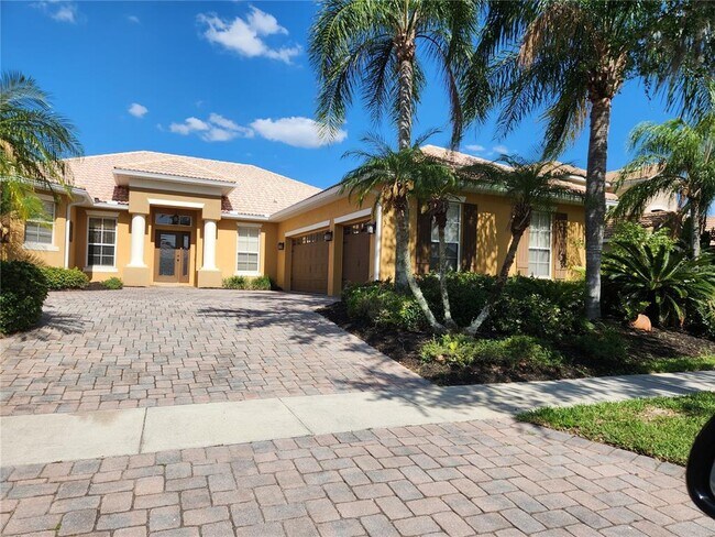 Building Photo - 3507 Sunset Isles Blvd